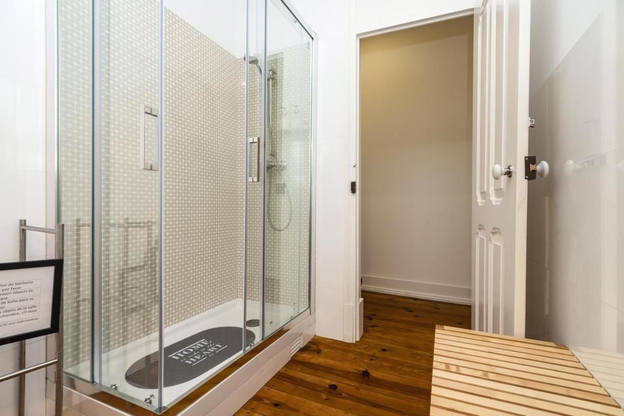 Maison d'hôtes Rustic M2 R1 - Amazing Double With Shared Bathroom *